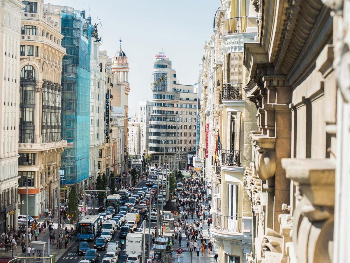 Hostal Felipe V Madrid Bagian luar foto